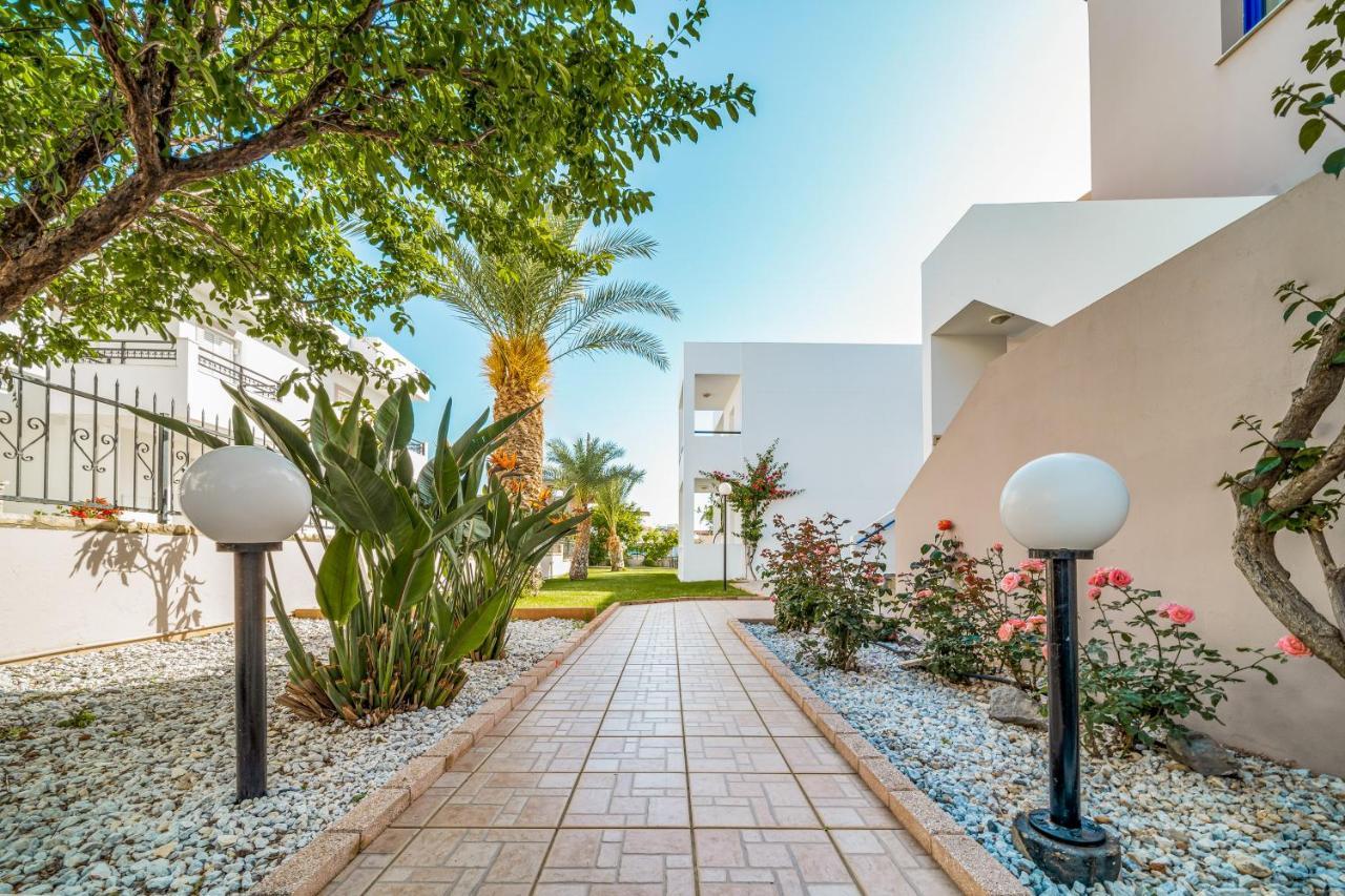 Maria Rousse Hotel Малиа Екстериор снимка