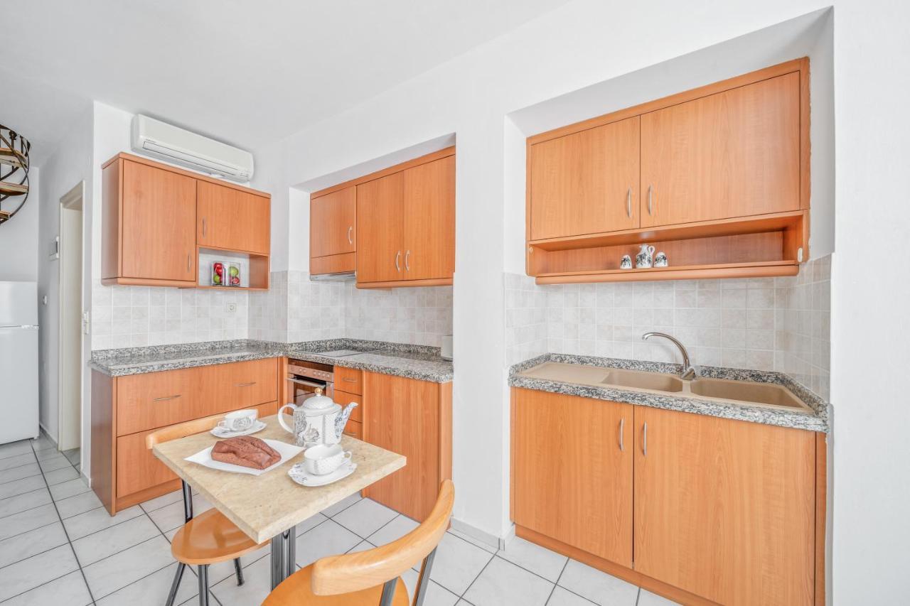Maria Rousse Hotel Малиа Екстериор снимка