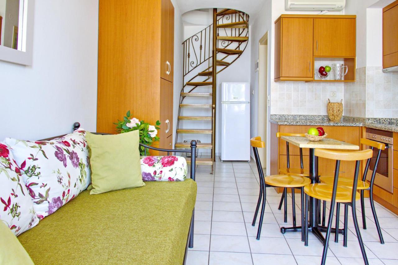 Maria Rousse Hotel Малиа Екстериор снимка